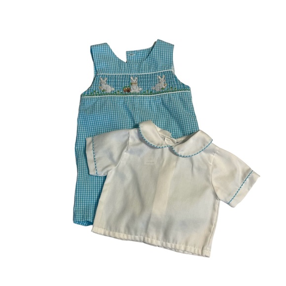 Petit Ami Blue Gingham
2 pc Smocked Romper Baby Boy sz 3mo
Easter Bunny - Picture 7 of 14